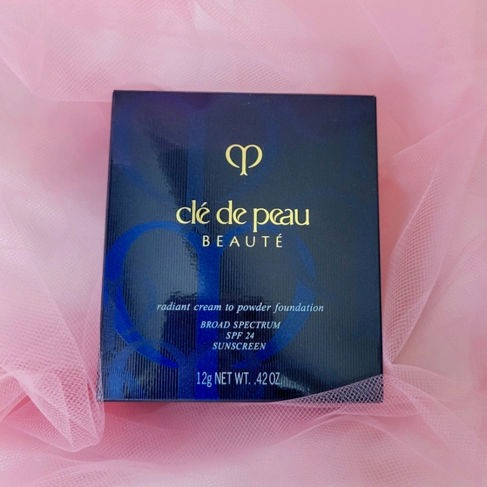 Cle’ de Peau radiant cream to powder foundation, color O20 with SPF24